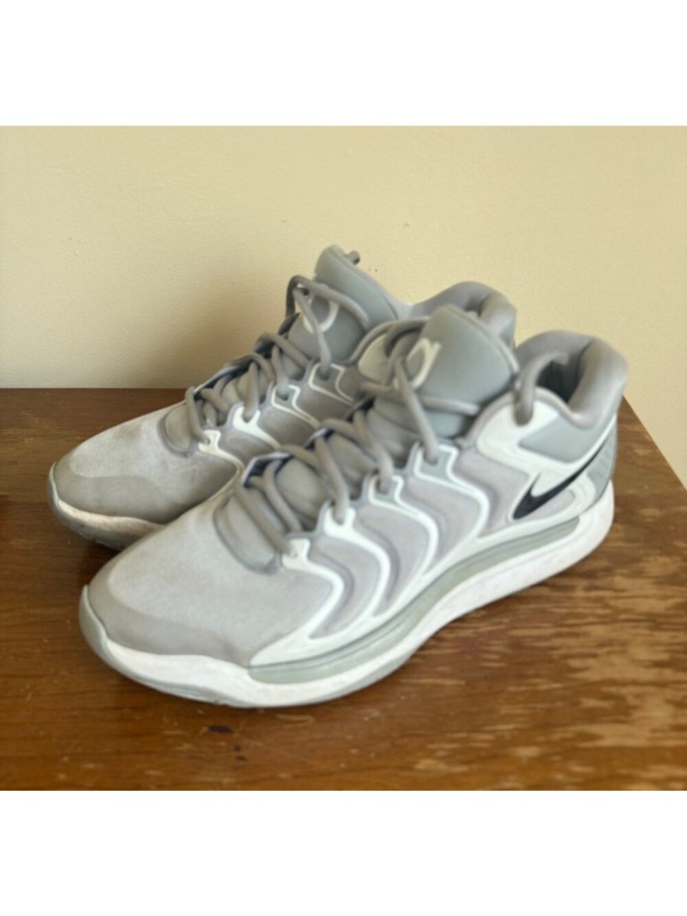 Nike KD17 Wolf Grey Kevin Durant Basketball Sneakers Men's Size 9